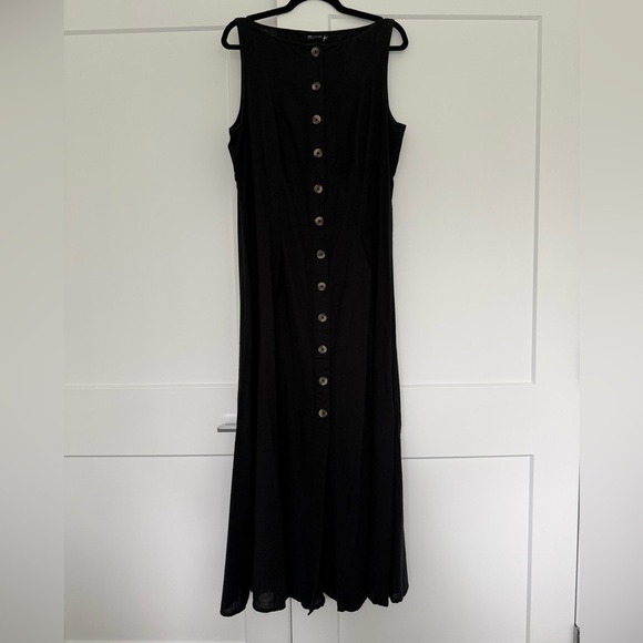 Elegant Black Sleeveless sundress - Picture 2 of 2